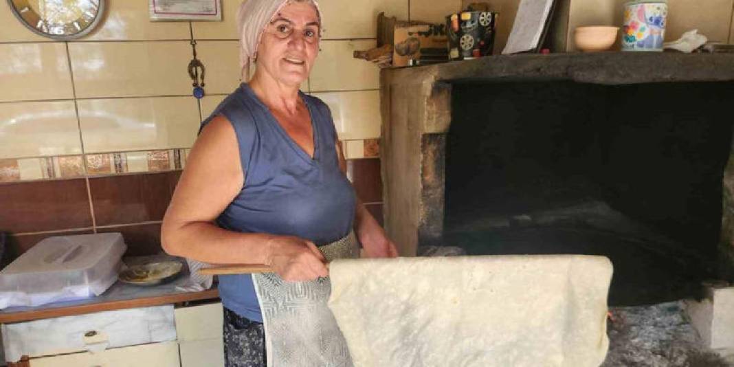 40 metrekarede işletmecilik yapıyor! O yoğurup açıyor, ailesinin geçimini sağlıyor: Bölgenin ilham  veren ismi 5